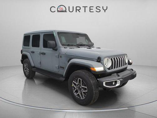 2026 Jeep Wrangler 4-Door Sahara 4x4