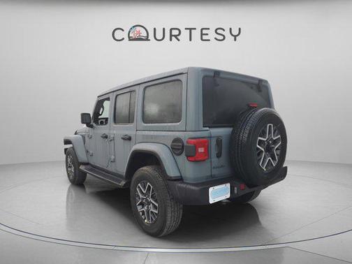 2026 Jeep Wrangler 4-Door Sahara 4x4