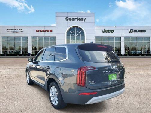 2022 Kia Telluride LX
