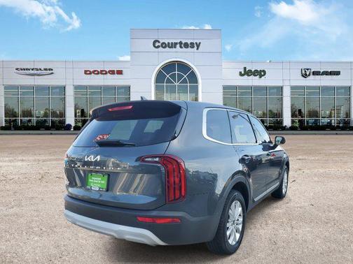 2022 Kia Telluride LX