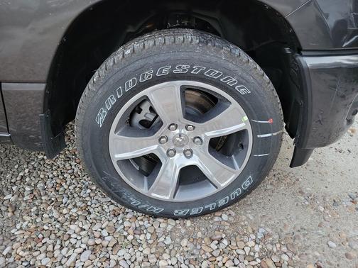 Granite Crystal Metallic Clearcoat 2026 RAM 1500 Express