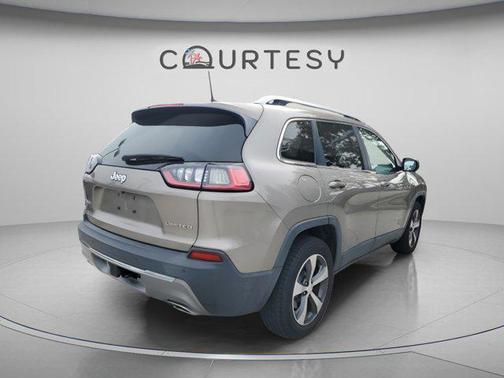 Light Brownstone Pearlcoat 2019 Jeep Cherokee Limited
