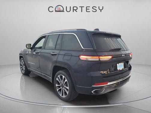 Midnight Sky 2024 Jeep Grand Cherokee 4xe Overland