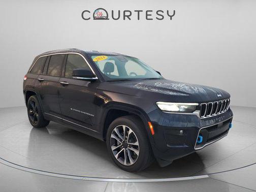 Midnight Sky 2024 Jeep Grand Cherokee 4xe Overland