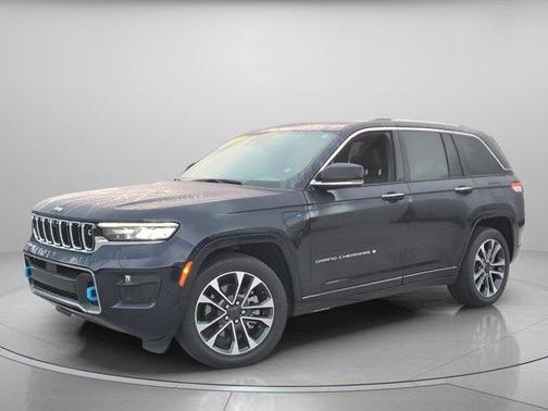 Midnight Sky 2024 Jeep Grand Cherokee 4xe Overland