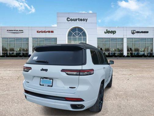 2025 Jeep Grand Cherokee L Summit