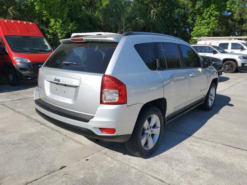 Bright Silver Metallic Clearcoat 2013 Jeep Compass Sport