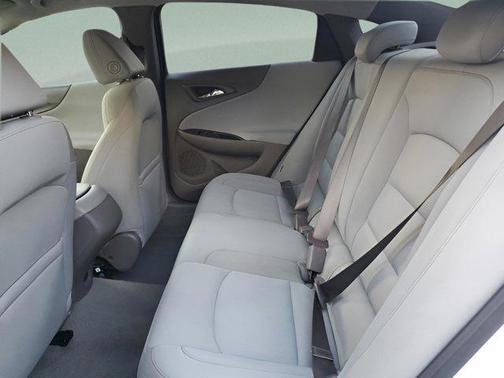 2022 Chevrolet Malibu 1LS