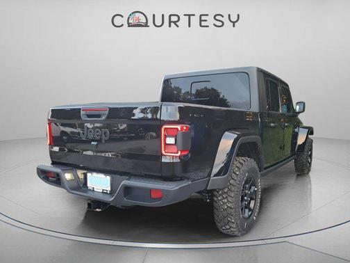 2025 Jeep Gladiator Willys