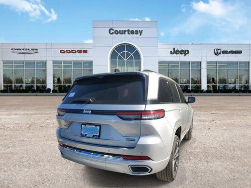 2025 Jeep Grand Cherokee Overland