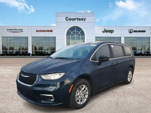 2025 Chrysler Pacifica L