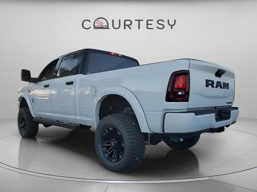 2025 RAM 2500 Big Horn Crew Cab 4x4 6'4' Box