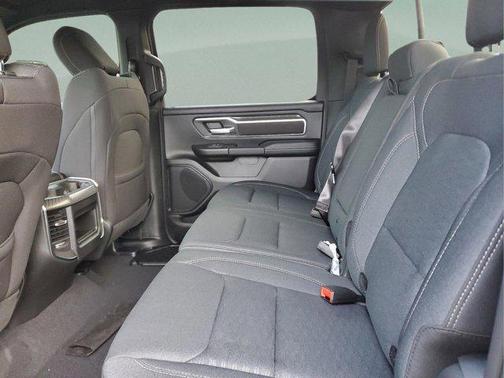 Granite Crystal Metallic Clearcoat 2026 RAM 1500 Big Horn/Lone Star
