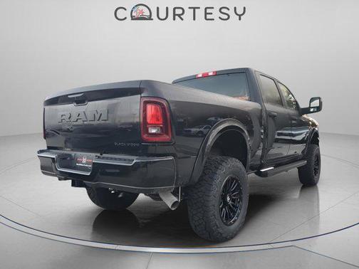 2025 RAM 2500 Big Horn Crew Cab 4x4 6'4' Box