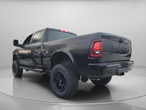 2025 RAM 2500 Big Horn Crew Cab 4x4 6'4' Box