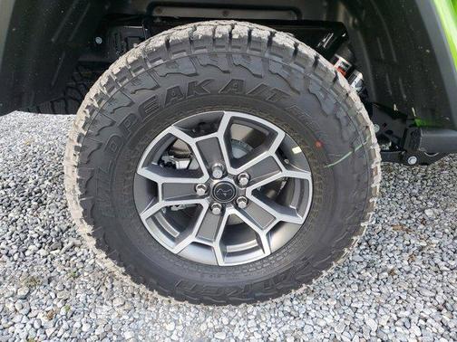 2025 Jeep Gladiator Mojave X