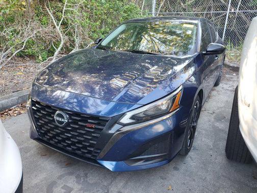 2023 Nissan Altima SR FWD
