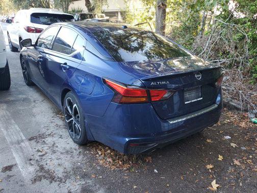 2023 Nissan Altima SR FWD