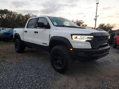 2026 RAM 1500 RHO Crew Cab 4x4 5'7' Box