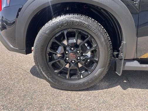 2025 Nissan Armada PRO-4X 4WD