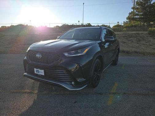 2024 Toyota Highlander XSE