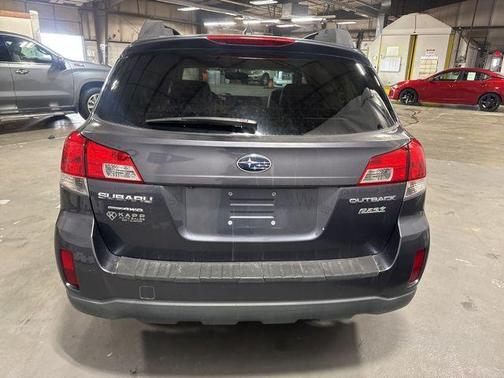 Carbide Gray Metallic 2014 Subaru Outback 2.5i Limited