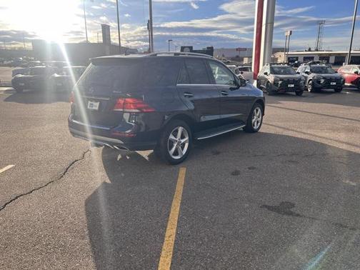 2019 Mercedes-Benz GLE 400 Base 4MATIC