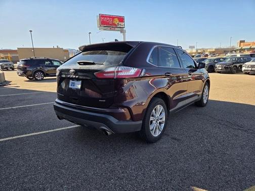 2023 Ford Edge Titanium