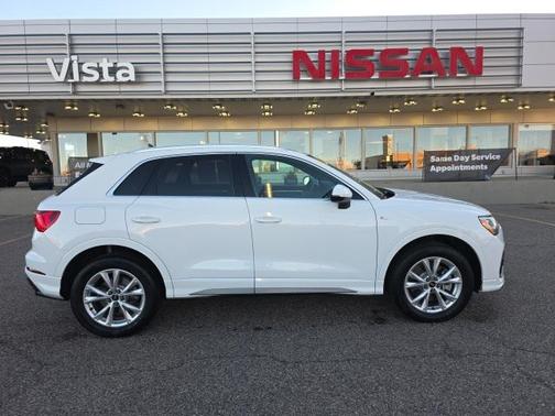 2022 Audi Q3 45 S line Premium