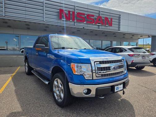Blue 2014 Ford F-150 XLT