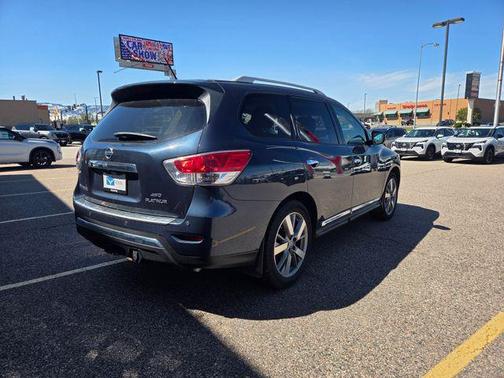 Arctic Blue Metallic 2016 Nissan Pathfinder Platinum