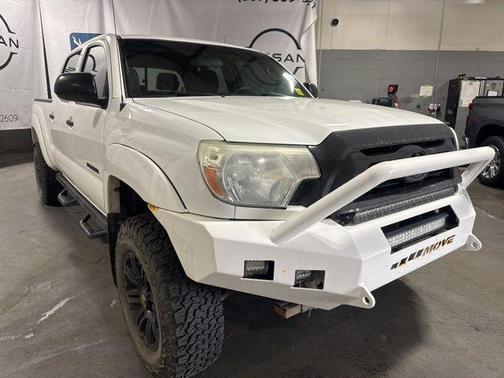 Super White 2015 Toyota Tacoma Base