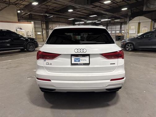 2021 Audi Q3 40 Premium