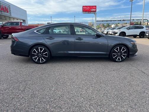 2023 Honda Accord Hybrid Touring