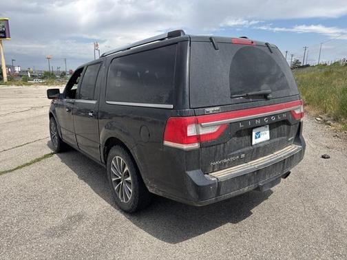 2016 Lincoln Navigator Select