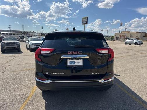 2023 GMC Terrain SLT