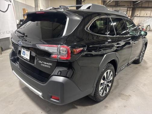 2025 Subaru Outback Touring