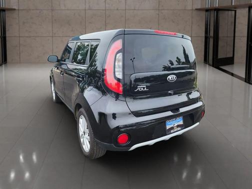 2019 Kia Soul +
