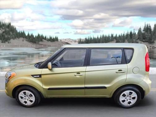 2013 Kia Soul Base