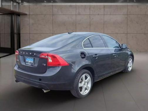 2013 Volvo S60 T5 Premier