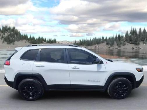 2019 Jeep Cherokee Trailhawk Elite
