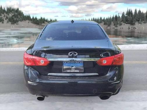 2015 INFINITI Q50 Premium