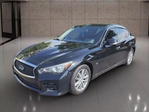 2015 INFINITI Q50 Premium