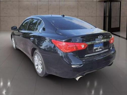 2015 INFINITI Q50 Premium