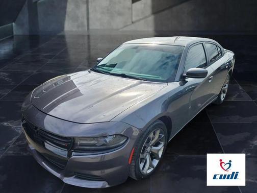 Granite Crystal Metallic Clearcoat 2015 Dodge Charger SXT