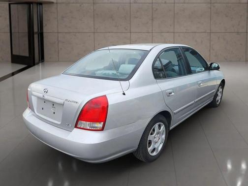 2001 Hyundai ELANTRA GLS
