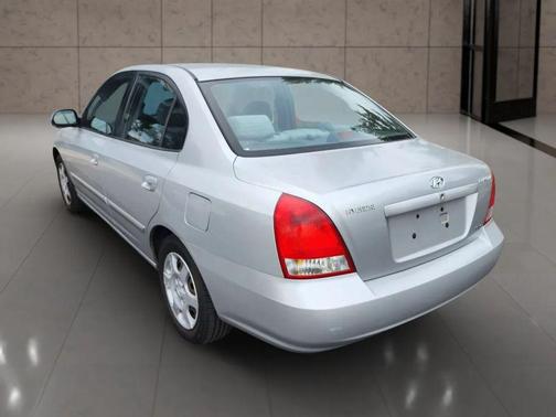 2001 Hyundai ELANTRA GLS