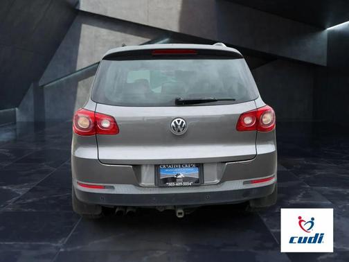 2011 Volkswagen Tiguan SE
