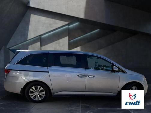 Silver 2014 Honda Odyssey EX-L