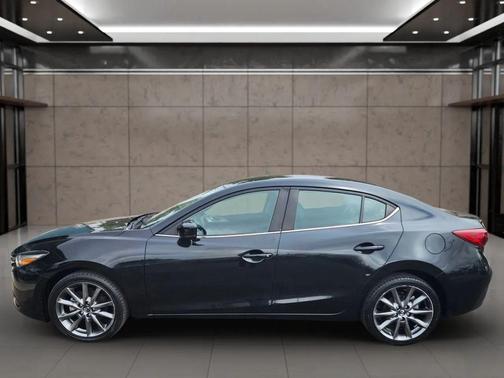 2018 Mazda Mazda3 Touring